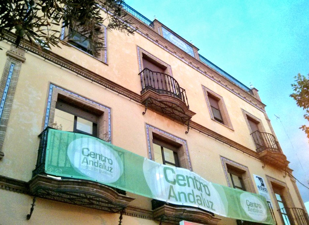 fachada-centro-andaluz